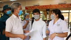 Huyện Thường Tín đón 100 y, bác sĩ tỉnh Hưng Yên tham gia hỗ trợ phòng, chống dịch