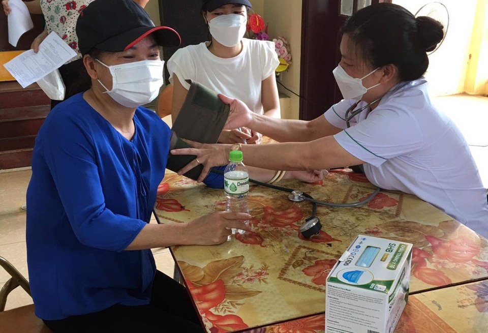 Trong ngày 10/9, huyện Thường Tín tổ chức tiêm vắc-xin cho hơn 8.000 người