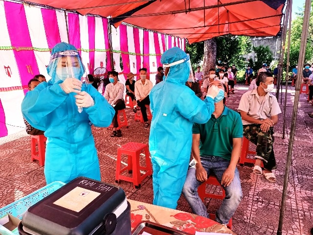 Huyện Thanh Oai hoàn thành trên 97% công tác lấy mẫu xét nghiệm