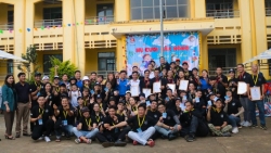 Bình Phước - Đăk Nông: Cùng “tiếp sức” cho học sinh vùng khó Đắk Glong