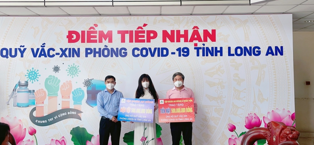 Tập đoàn An Nông tặng 1 tỷ đồng cho Quỹ vắc-xin phòng Covid-19 tỉnh Long An