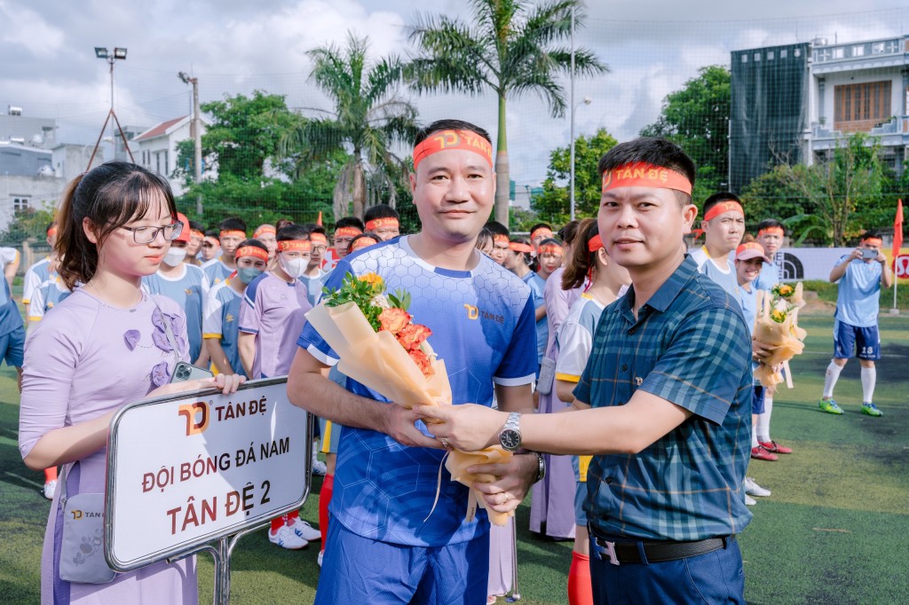 Khai mạc Ngày hội thể thao, văn hóa Tân Đệ - Tân Đệ Cup 2023