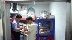 Phát hiện kho chứa thực phẩm hết hạn tại Bếp Lang Liêu