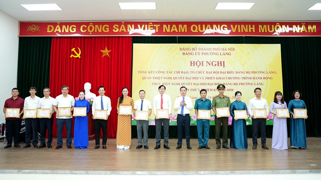 Nền móng vững chắc cho mô hình chính quyền mới