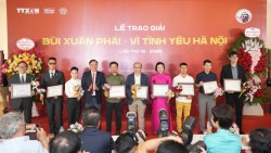 Tôn vinh tình yêu Hà Nội, từ phố cổ đến "kỳ tích xây dựng"