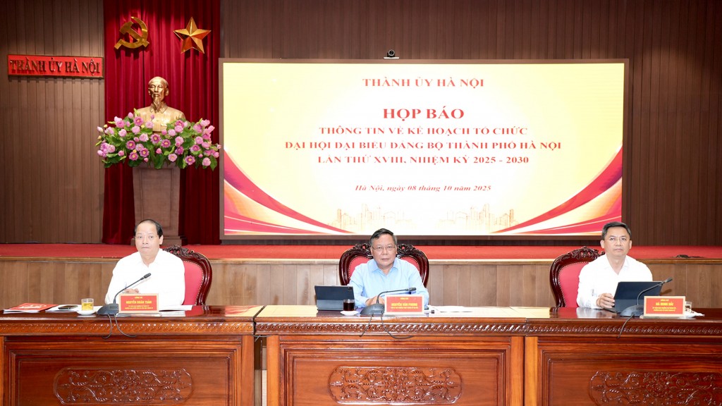 Đại hội XVIII củng cố vị thế tiên phong, "đúng vai" dẫn đầu