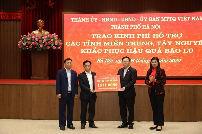 Hà Nội tiếp tục hỗ trợ 91 tỷ đồng giúp đồng bào miền Trung, Tây Nguyên khắc phục thiệt hại do mưa lũ