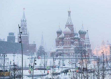 Tuyết rơi dày nhất thế kỷ, Moscow chìm trong mùa đông trắng xóa