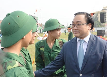 Gần 3.500 thanh niên Hà Nội lên đường nhập ngũ