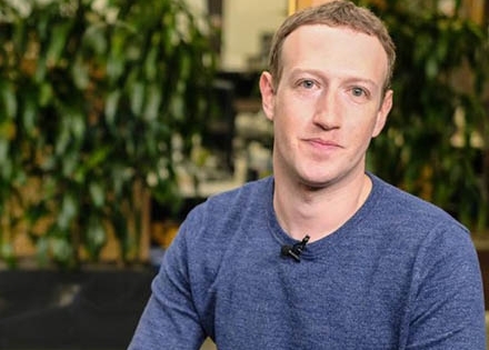 CEO Facebook xin lỗi về bê bối dữ liệu