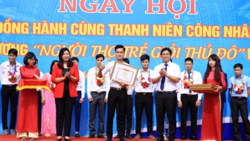 Thành đoàn Hà Nội tuyên dương “Người thợ trẻ giỏi Thủ đô” năm 2017