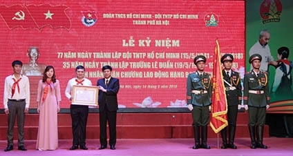 Kỷ niệm 77 năm Ngày thành lập Đội TNTP Hồ Chí Minh và 35 năm Ngày thành lập Trường Lê Duẩn