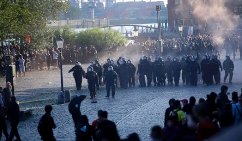 Xung đột biểu tình tại G20, 76 cảnh sát bị thương