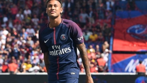 Neymar được tung hô như vị Vua trên sân Công viên các Hoàng tử