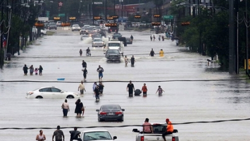 Mỹ thiệt hại tới 100 tỉ USD vì siêu bão Harvey
