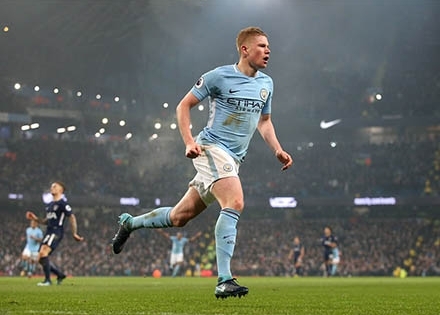 Man City 4-1 Tottenham: đè bẹp Tottenham, gia cố thêm kỷ lục thắng liên tiếp